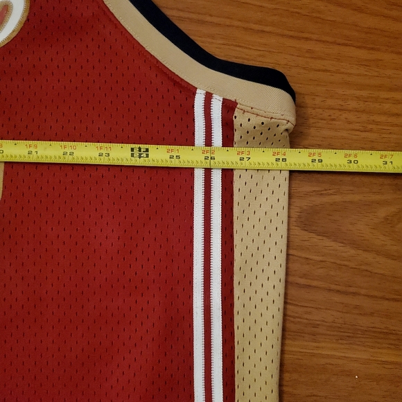 Cleveland Cavaliers Nike LeBron James #23 Burgundy Jersey - Picture 11 of 14